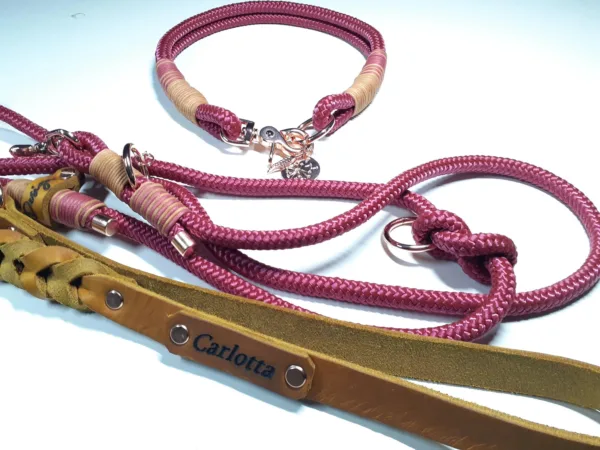 Halsbandset CARLOTTA in beere mit Gravur | Auswahl: Halsband | Beschläge: Roségold