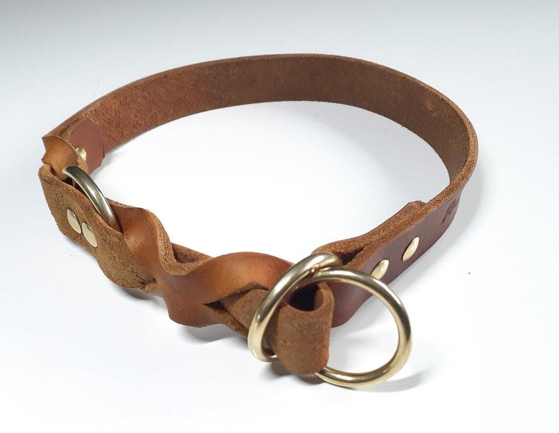 Zugstophalsband Xenia aus Fettleder cognac | Beschläge: Messing | Halsbandbreite: 25mm